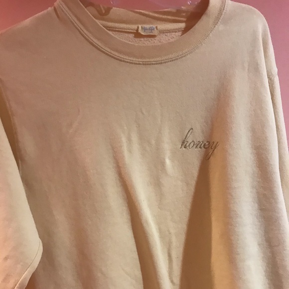 Brandy Melville Honey Sweater - Picture 1 of 2